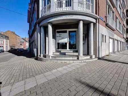 appartement très lumineux avec vue meuse !