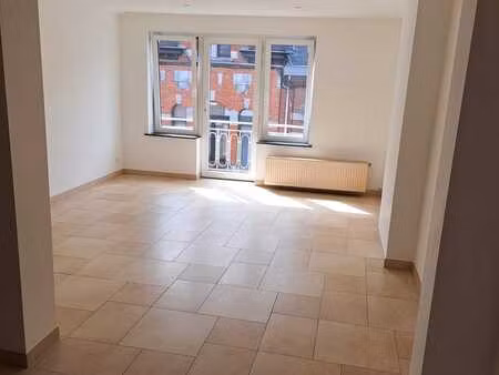 bel appartement 2 chambres bien lumineux