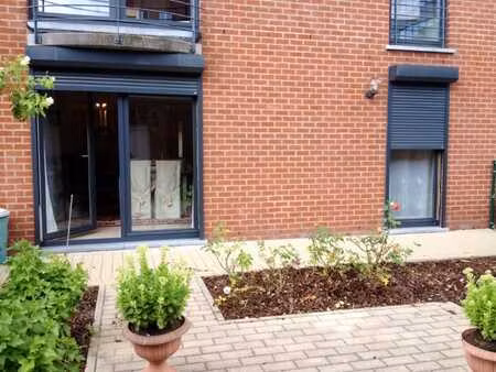 superbe appartement avec jardin et garage privé