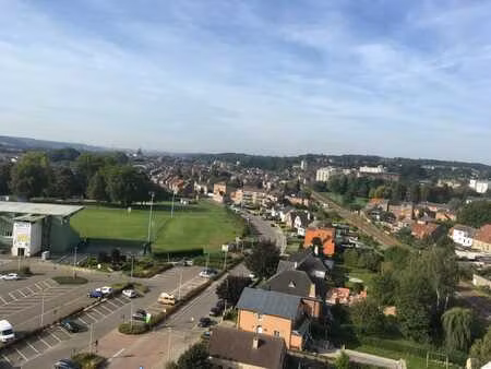 a vendre charmant penthouse  idéalement situé à basse-wavre