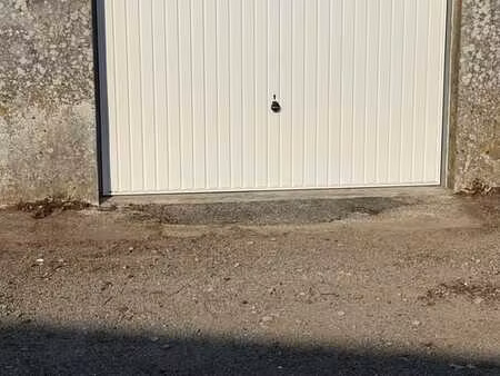 2 garages box a louer a arlon
