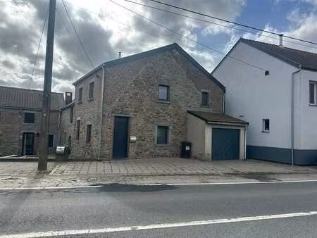 charmante maison en pierre à louer  proche des commodités
