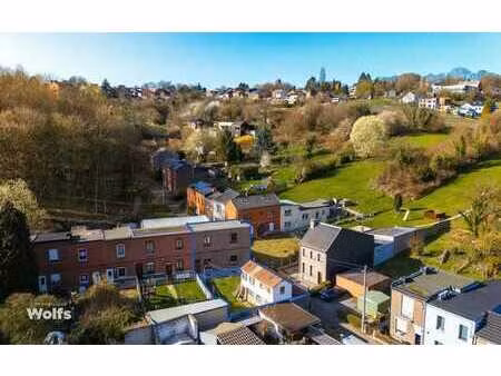maison avec garage et jardin  sur les hauteurs de liège !