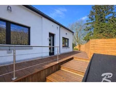 bungalow 2ch + studio 1ch. avec terrasses & jardins (maison