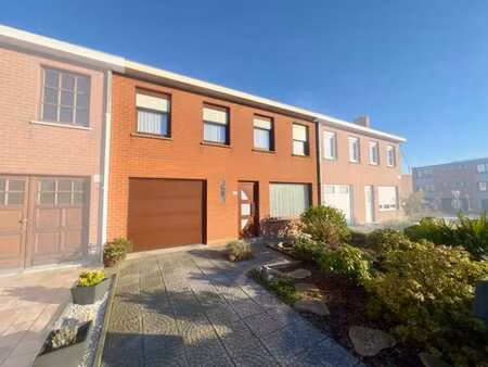 maison 3 chambres avec jardin sud-est  garage et parking !