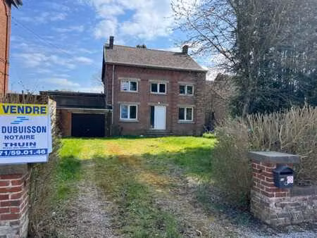 maison avec garage et jardin sur environ 5a 60ca