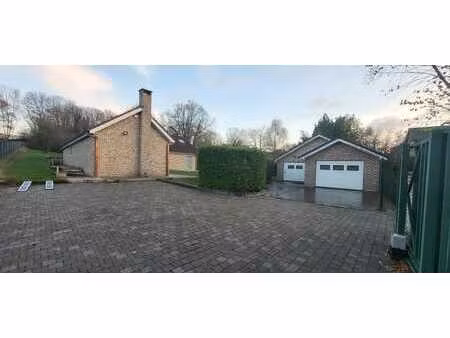 campagne & agréable villa sur 21 a & 4 ch & 2 garages