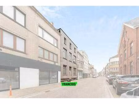 projet de rénovation unique avec 8 chambres à mariakerke  o…