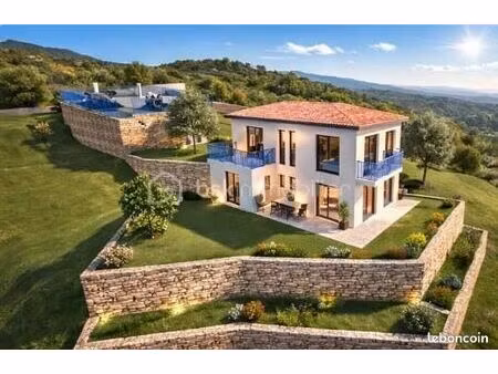 terrain 4 104 m² carros