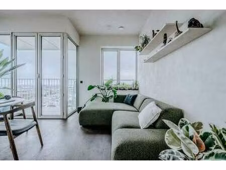 appartement design lumineux avec vue panoramique