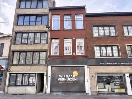 maison de commerce de 132 m² avec espace de bureau 124 m²