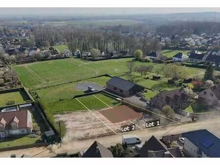 terrain à bâtir idéalement situé avec vue imprenable