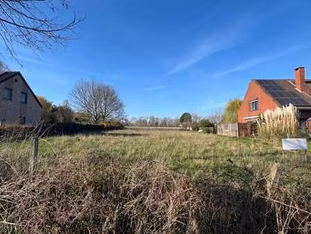 très beau terrain à vendre à petit-enghien !