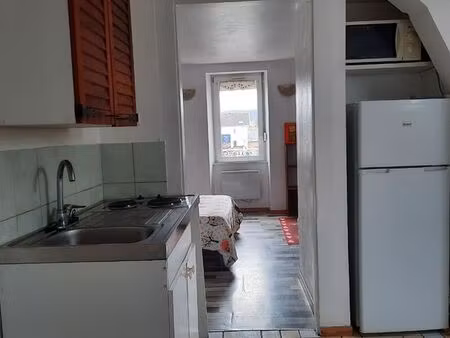 appartement meublé 1 cuisine 1 chambre sdb wc