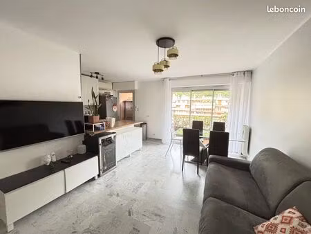 appartement 3 pièces 64m2