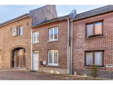 immeuble d'investissement à rafraîchir avec 2 appartements a