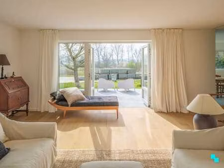 recent gerenoveerde woning in valleigebied