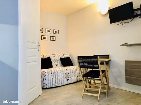 appartement 1 pièce 11 m²