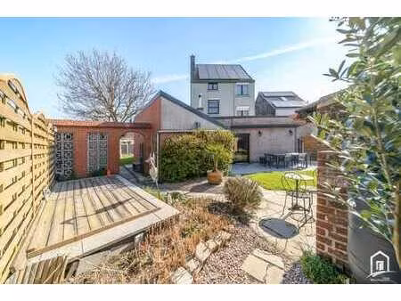 karaktervol herenhuis met 4 slaapkamers te haaltert