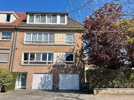 open deur vrij. 27/3 appartement