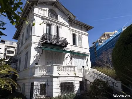 villa 12 pièces 355 m²