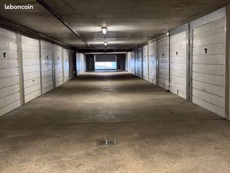 garage double sécurisé de 27m2 tassin la demi lune