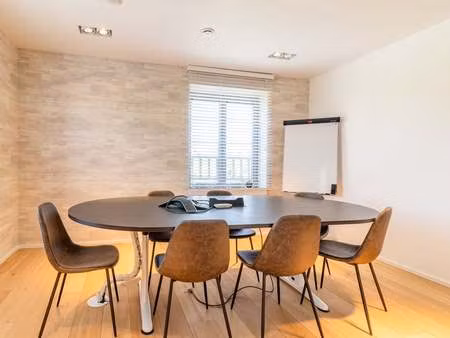 bien professionnel à louer à waterloo € 1.300 (lmcjl) - immobilière hendrix entreprise | z
