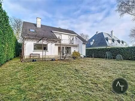 marnix / villa 5ch +/- 286m² avec jardin