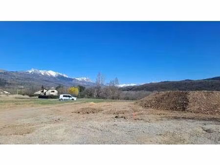 terrain constructible à vendre
