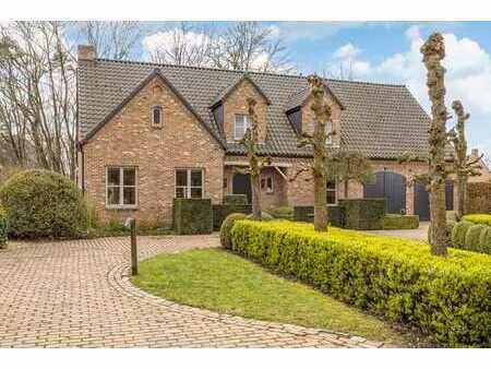 maison spacieuse 4-5 chambres à rijkevorsel