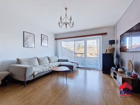 à louer – appartement 2 chambres avec garage fermé et balcon