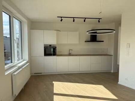 appartement entièrement rénové à grivegnée