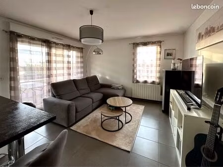 ? appartement 3 pièces 62 m2 + balcon 11m2