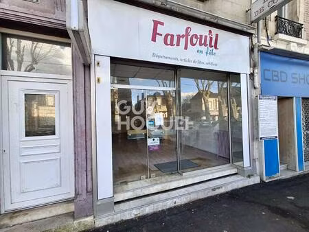 local commercial à louer