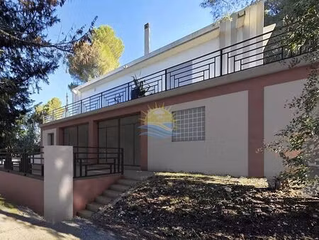 appartement 1 pièce 75 m²