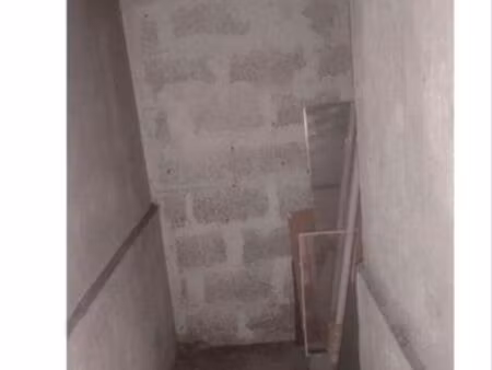 loue cave saine angle rue assalit/ rue lepante