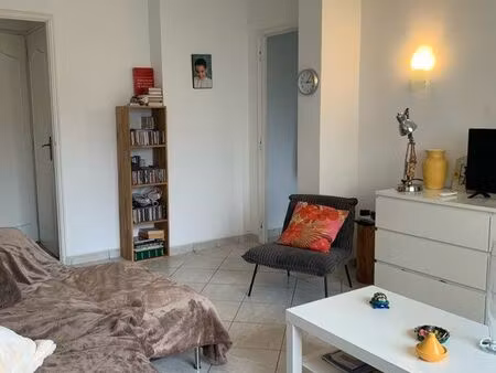 t2 48 m² – balcon & parking – climatisé – martigues ◊ résidence bellevue – place de la méd