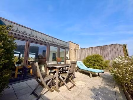 duplex penthouse lumineux 2 belles terrasses 4 chambres