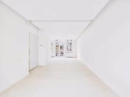 saint-gilles - maison communale | immeuble mixte !