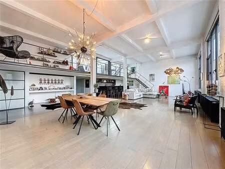 loft 3 ch avec terrasse et parking - peb c !