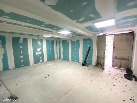 entrepot - logistique 30 m² cannes