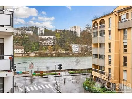 appartement 2 pièces 54 m²