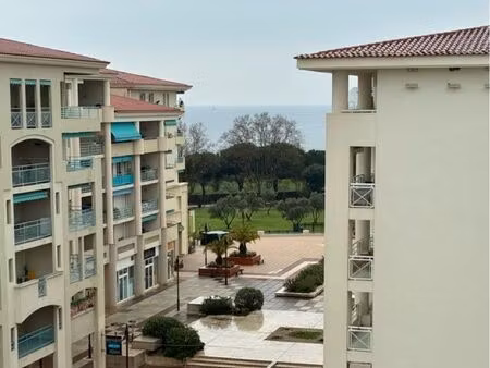 à vendre – 2 pièces à juan-les-pins à quelques mètres de la mer – parking & cave inclus