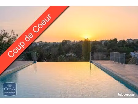 appartement 4 pièces 122 m²