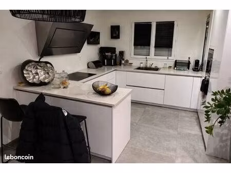 maison 4 pièces 85 m² avec jardin – face parc – vénissieux