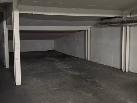 double place de parking couverte – nice ariane