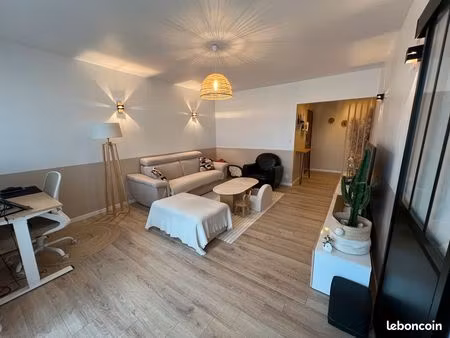 point du jour - appartement t3 rénové 73m² - résidence mogador - parking & cave