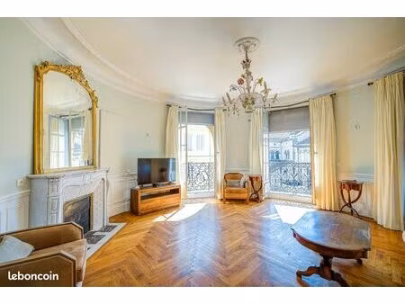 4 pièces en plein centre du carré d'or