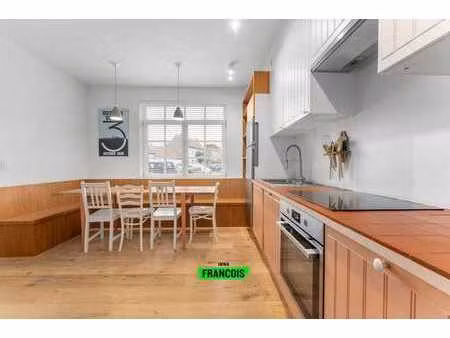 magnifique maison rénovée dans le village idyllique de liss…