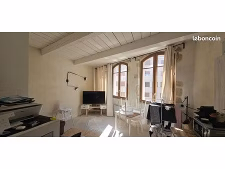 t2 joliment décoré